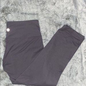 Lululemon Grey Cropped Leggings